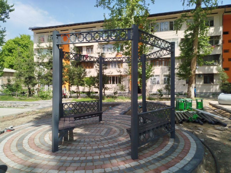 Беседки для дворовой зоны в Ялангаче